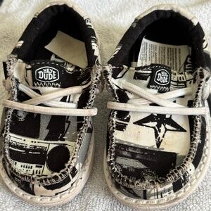 Toddler Size 5 Hey Dude